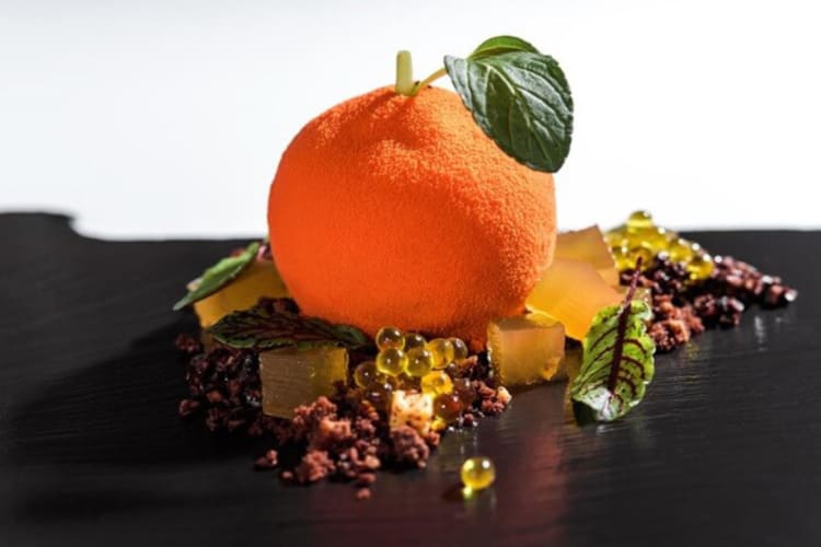 Restaurant cuisine